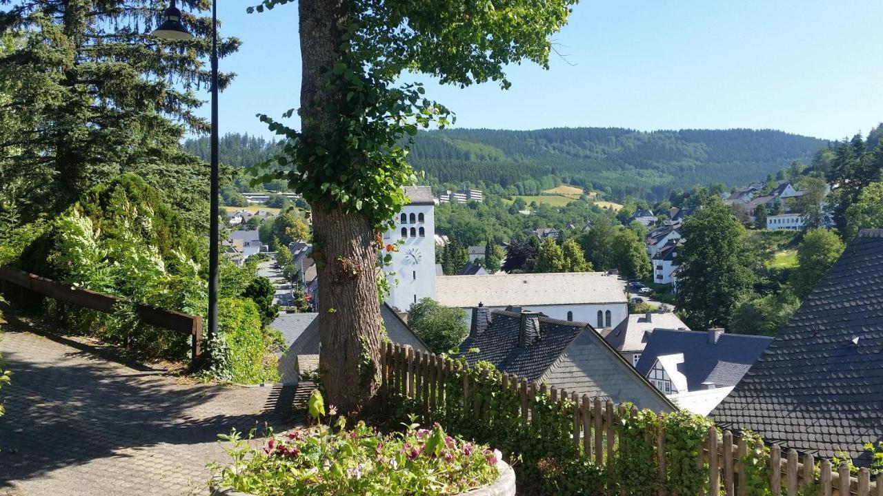 Zur Fredeburg Hotel Schmallenberg Exterior foto